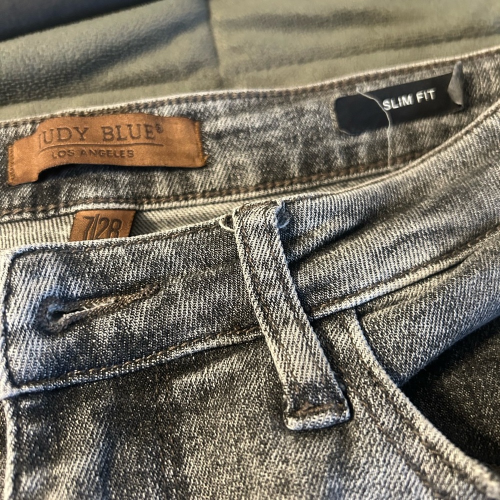 Judy Blue Slim Fit Jeans